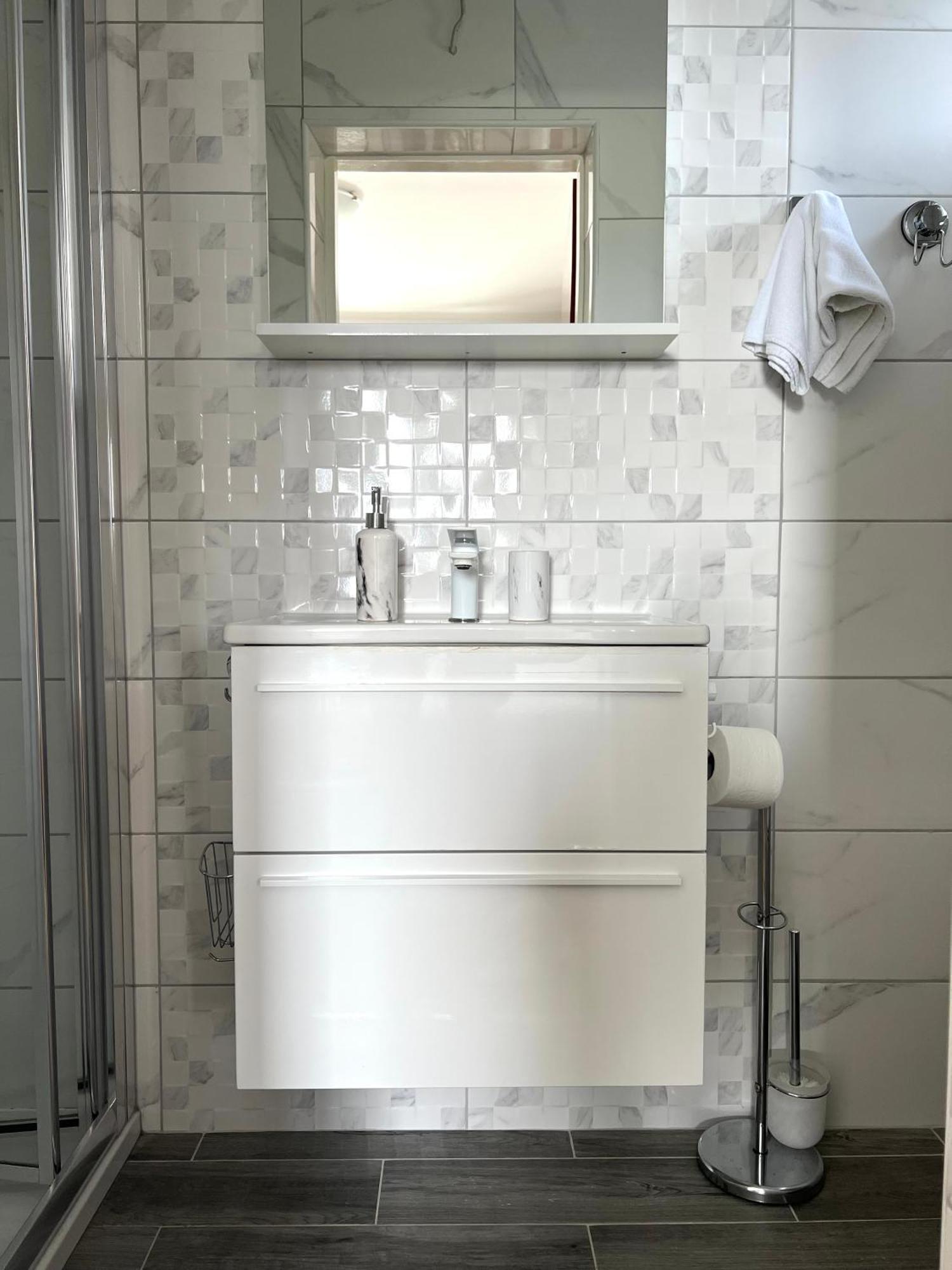 Guesthouse Kurelic Rab Kampor Esterno foto