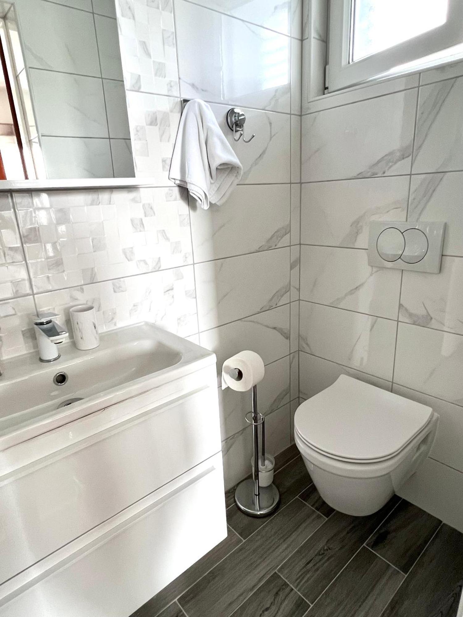 Guesthouse Kurelic Rab Kampor Esterno foto